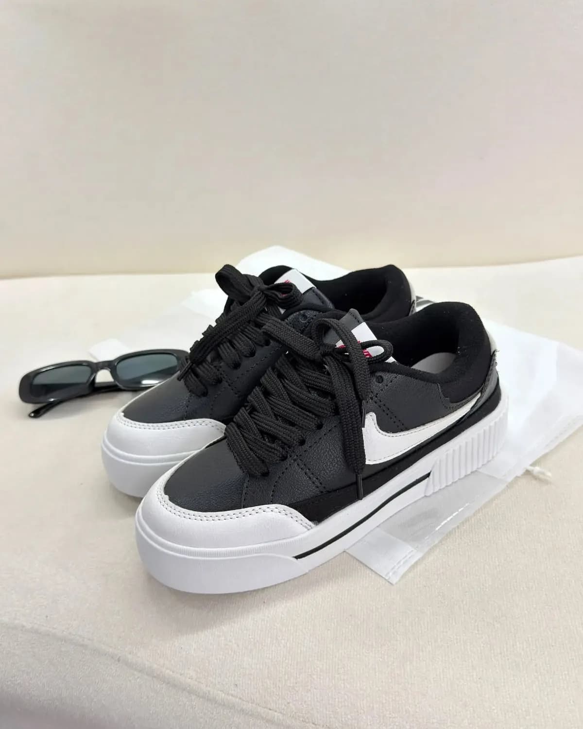 Nike Court Legacy Lift preto