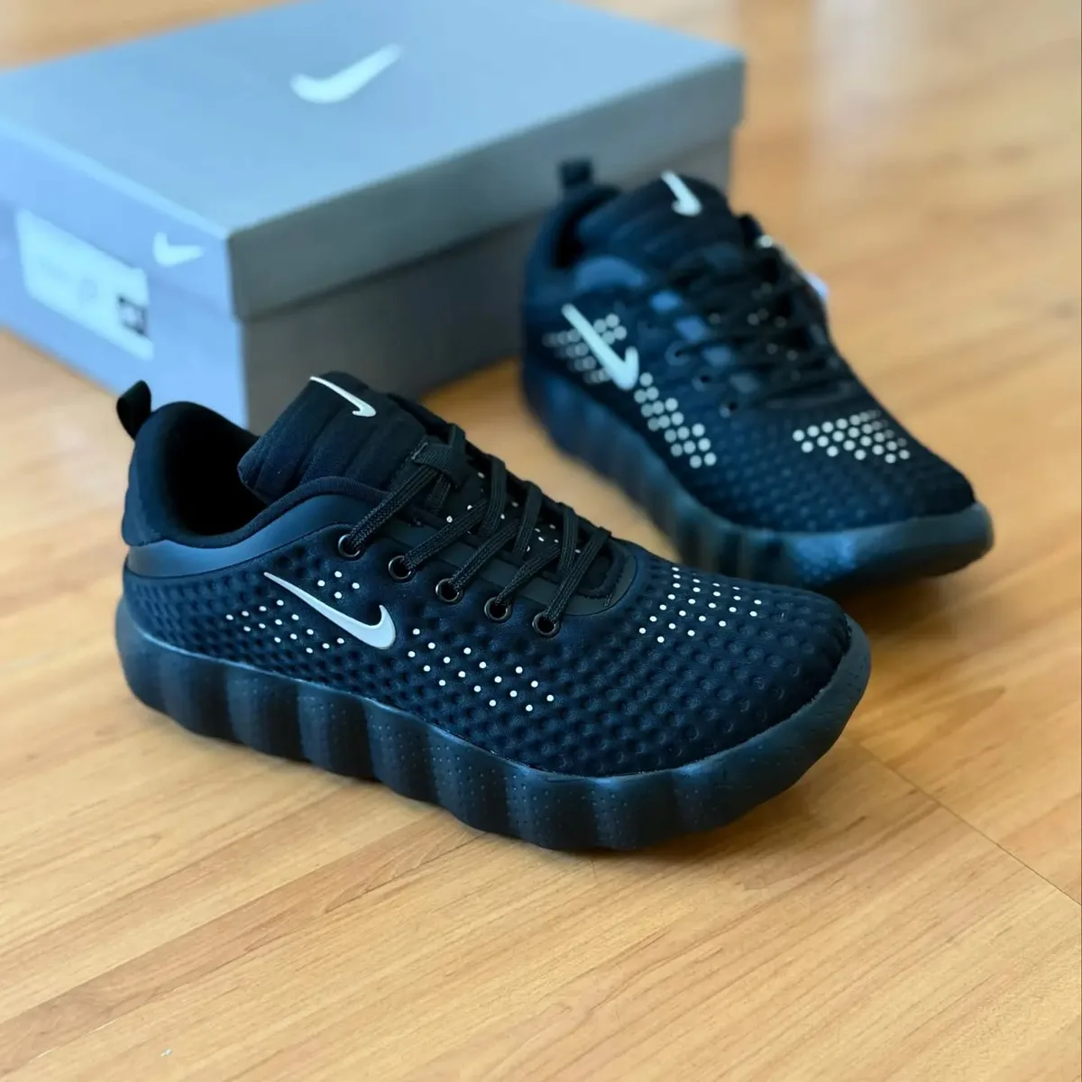 Nike Mind 002 preto